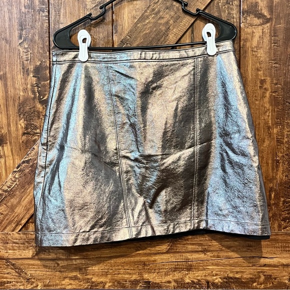 Abercrombie and fitch Womens metallic gold and black pencil skirt size large EUC - Picture 1 of 5
